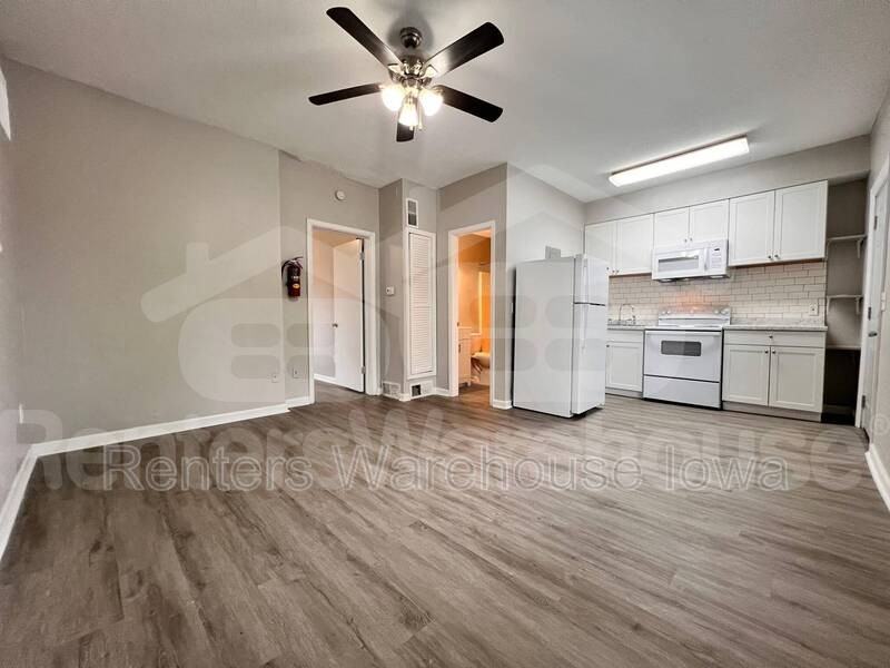 1314 22nd St #8 - Photo 4 of 9