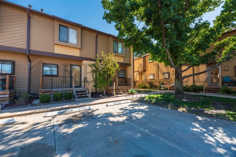 2405 S Capri Ln #1102 - Photo 2 of 19