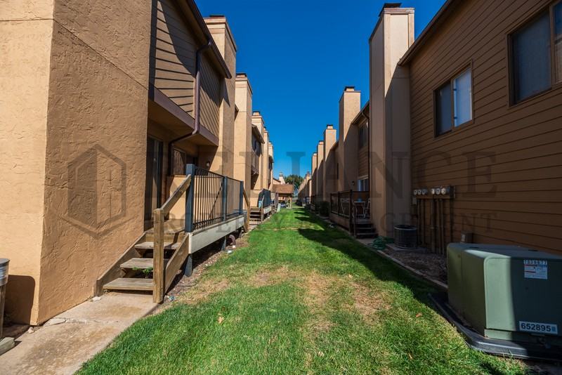 2405 S Capri Ln #1102 - Photo 3 of 19