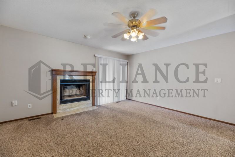 2405 S Capri Ln #1102 - Photo 7 of 19