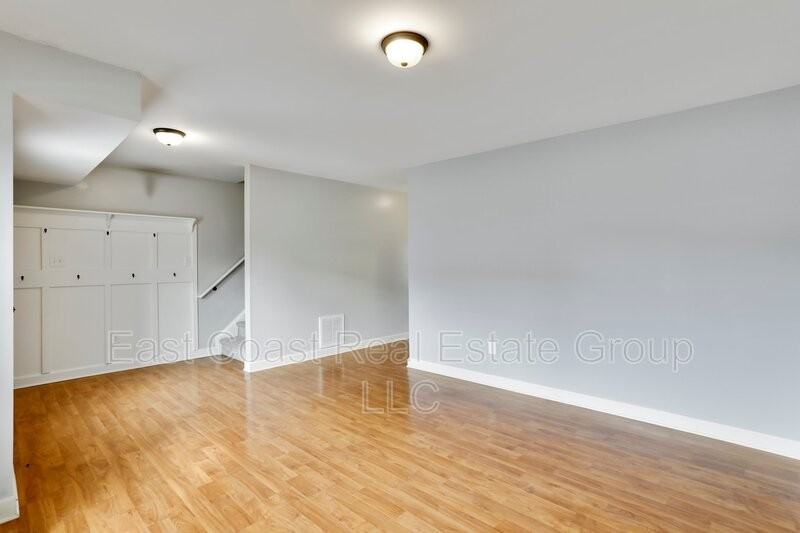 38 Envy Ct - Photo 7 of 43