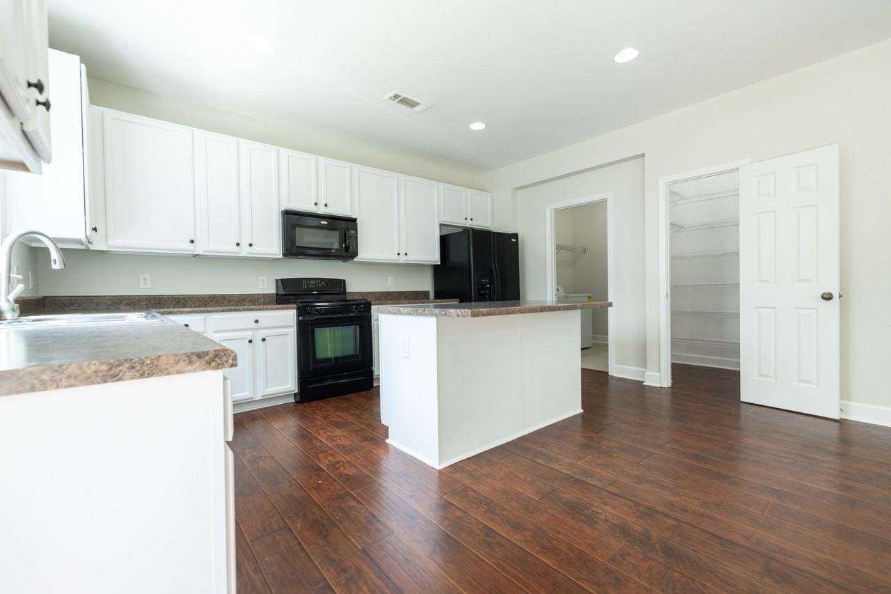 1273 Lanier Springs Dr #NA - Photo 3 of 25