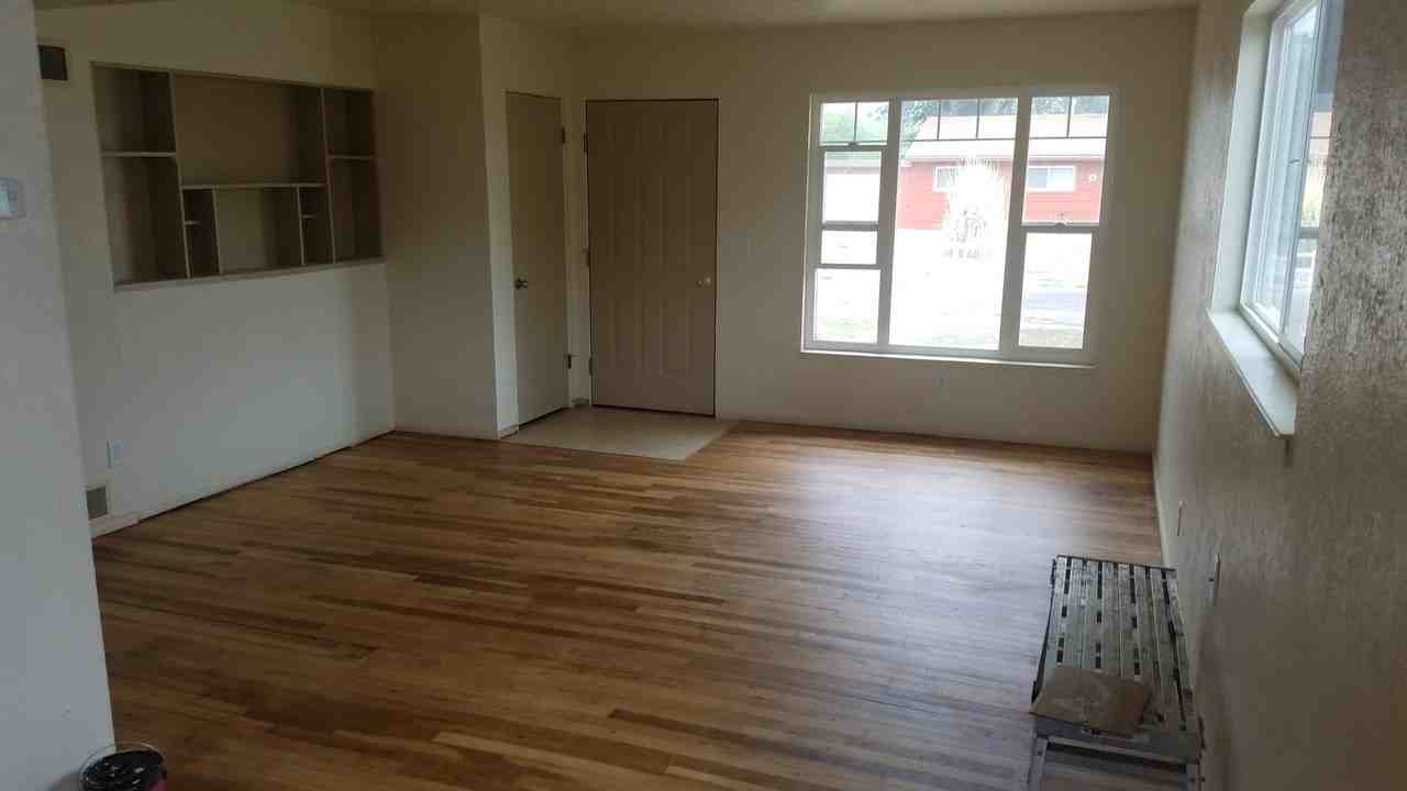 606 E 4th St #NA - Photo 2 of 15