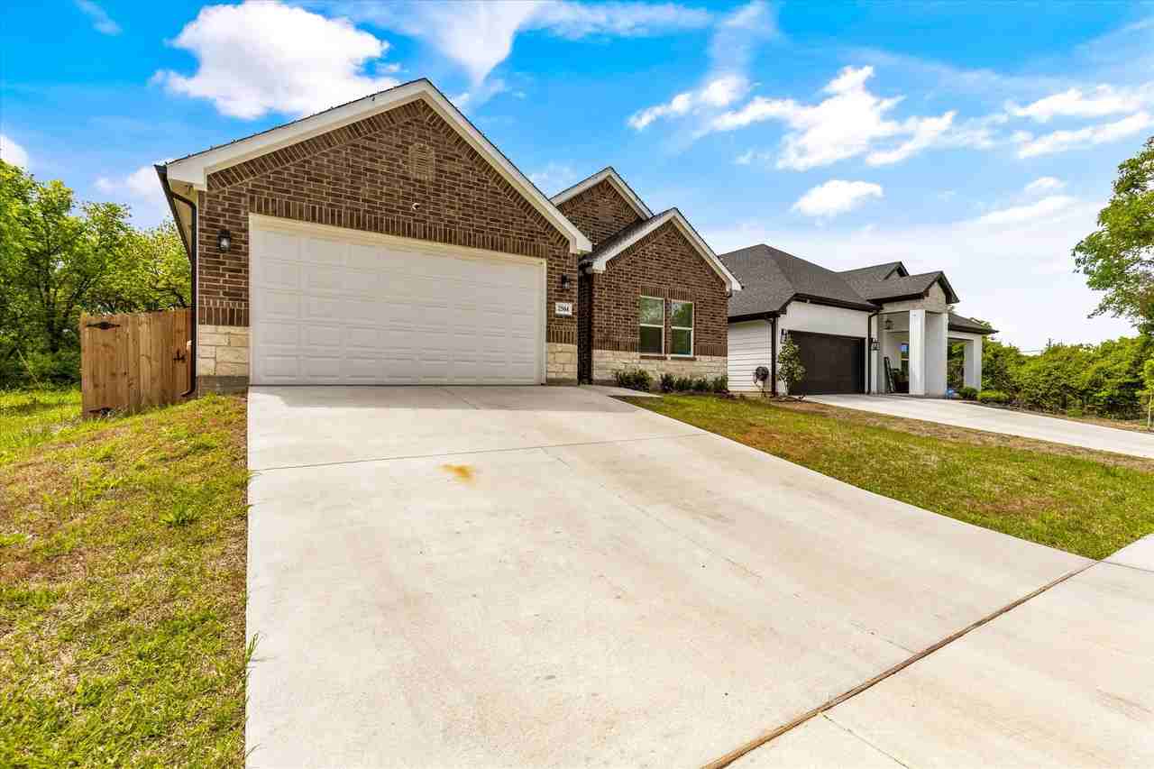 2504 Avenue H #NA - Photo 3 of 18