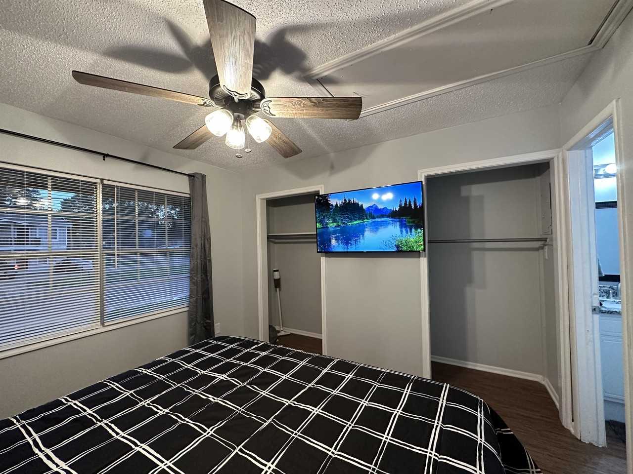 3800 3800 Pine Street 3 - Piney Woods 5 #3PW5 - Photo 7 of 20