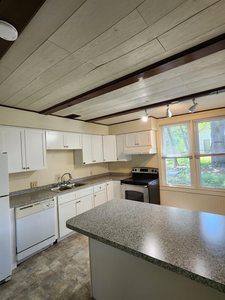 29 N Prince St #1 - Photo 2 of 11