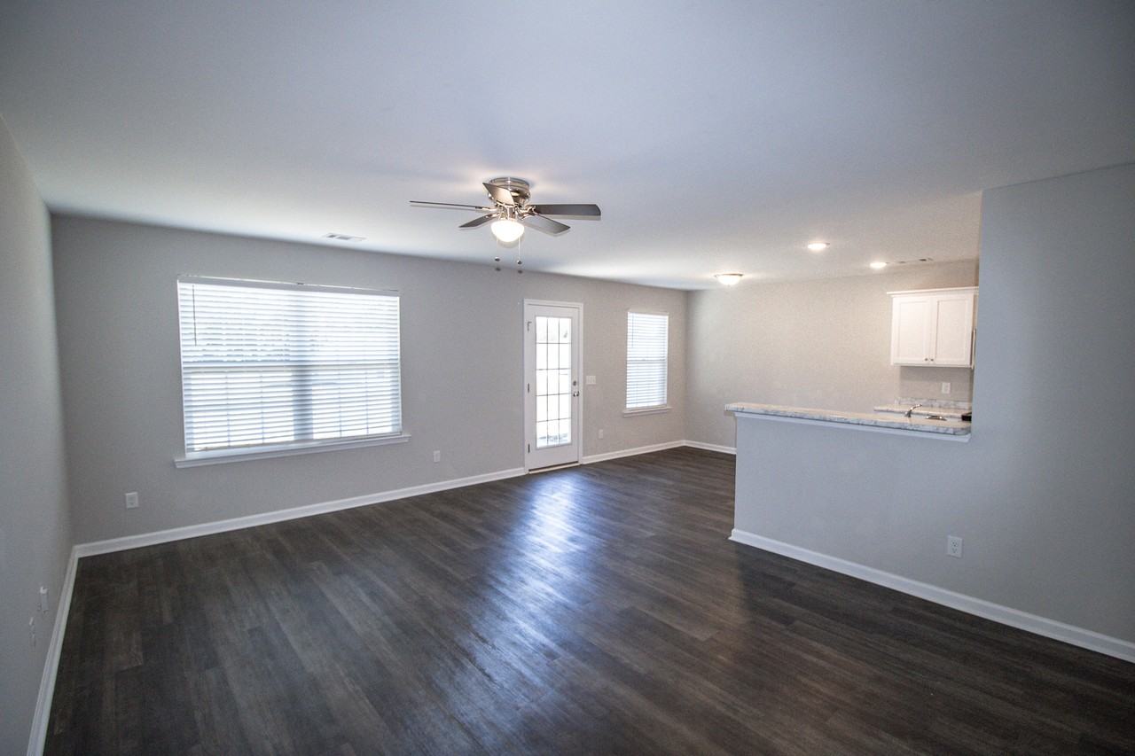 201 Evans Ter #1 - Photo 4 of 17