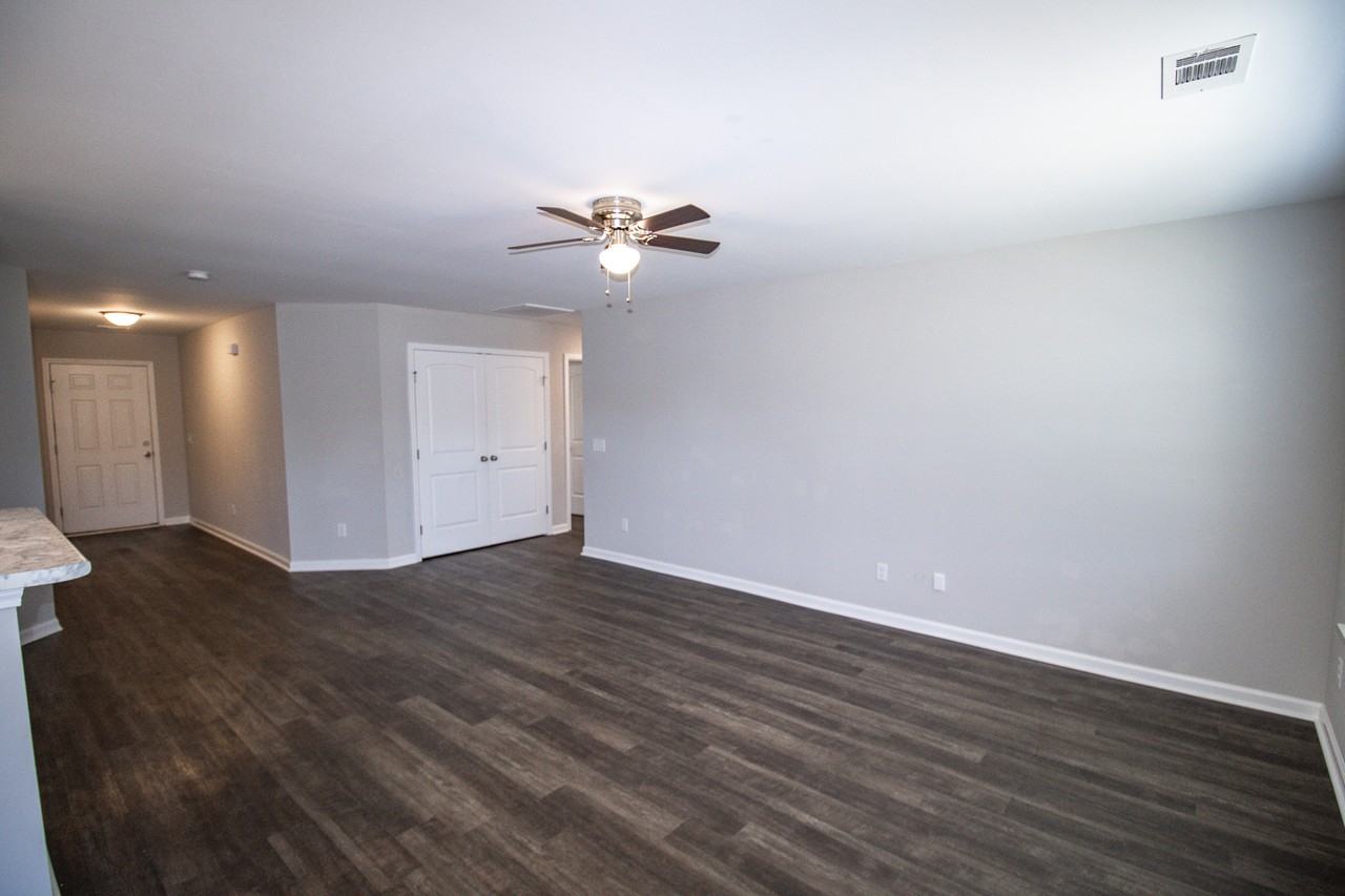 201 Evans Ter #1 - Photo 5 of 17