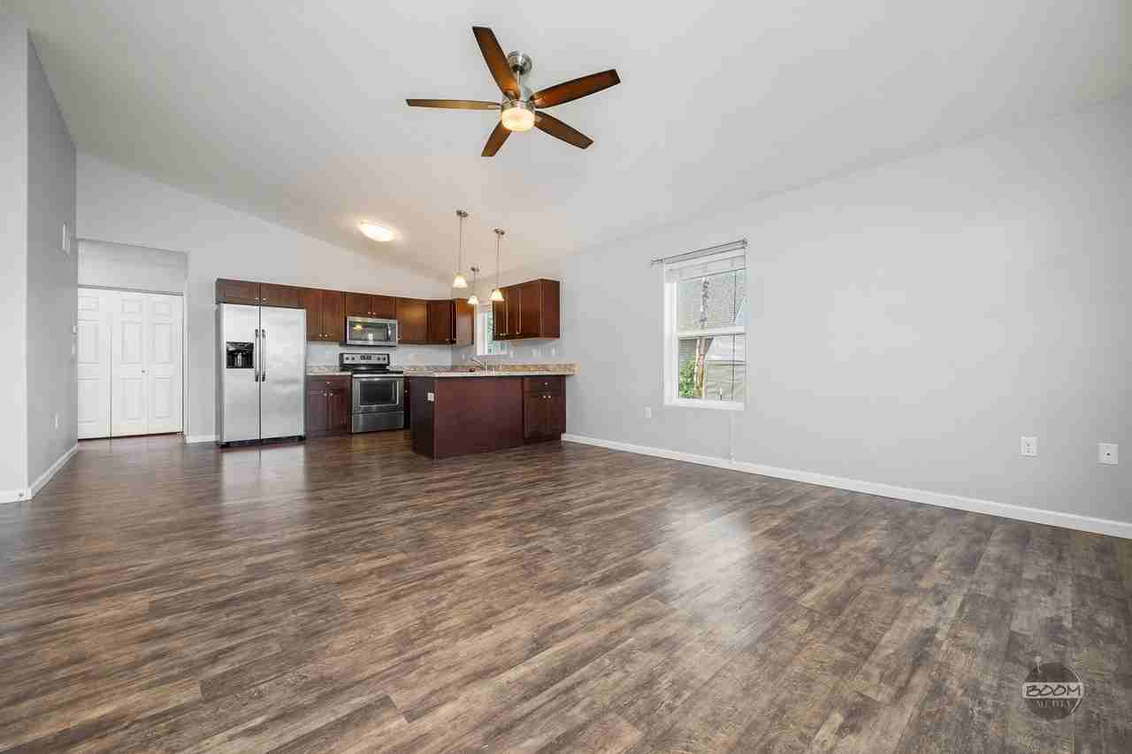 5503 W Serene Cir #1 - Photo 2 of 10