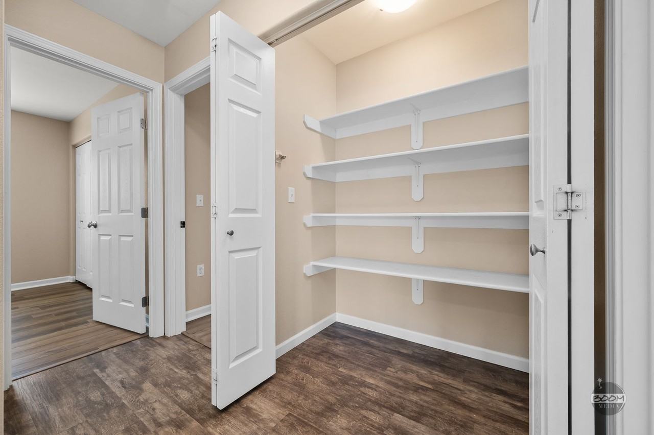 5503 W Serene Cir #1 - Photo 6 of 10