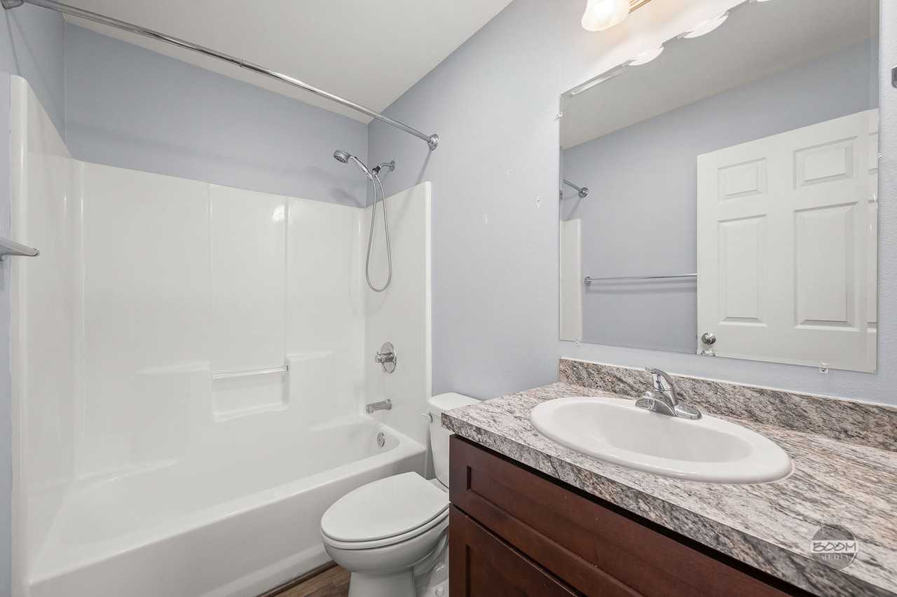 5503 W Serene Cir #1 - Photo 7 of 10