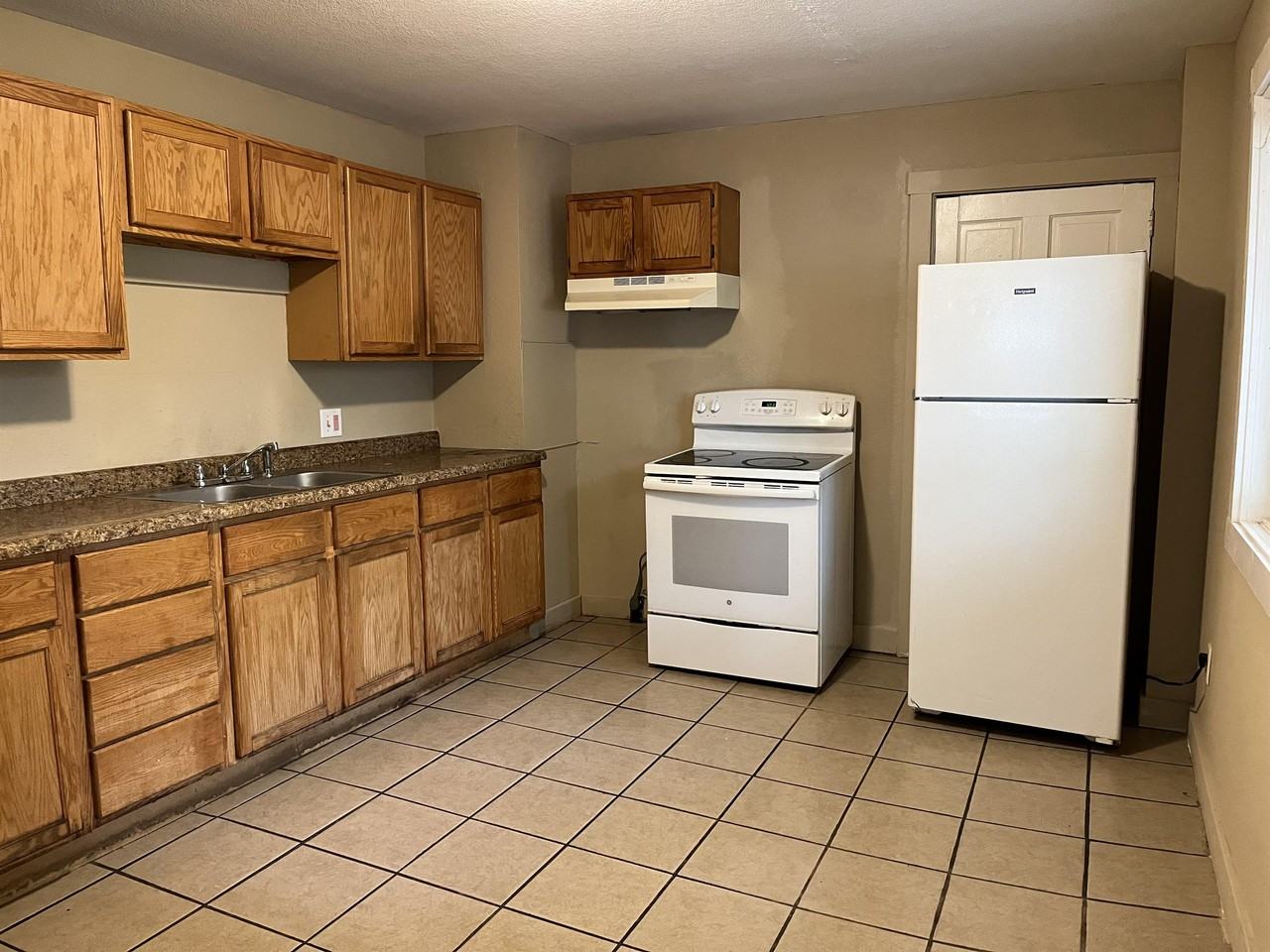 235 W Southern Ave #1 - Photo 2 of 12