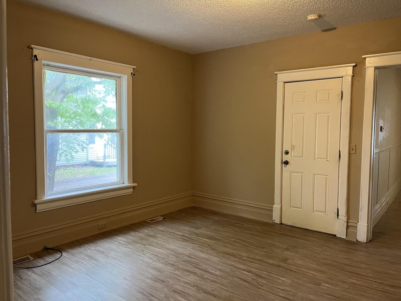 235 W Southern Ave #1 - Photo 7 of 12