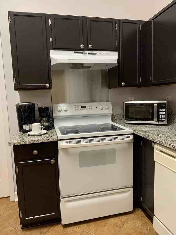 204 Tom Hunter Rd - Photo 5 of 38