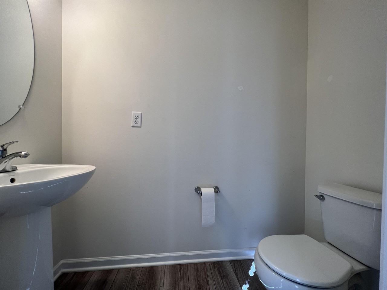 222 Queensbury Ct #1 - Photo 7 of 26