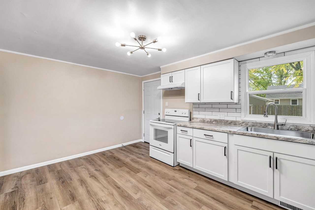 Cottage Grove Ave #485 - Photo 3 of 14