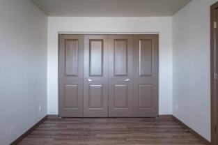 650 Se 162nd Ave - Photo 1 of 1