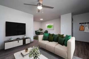 650 Se 162nd Ave - Photo 1 of 1