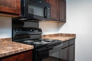 650 Se 162nd Ave - Photo 1 of 1