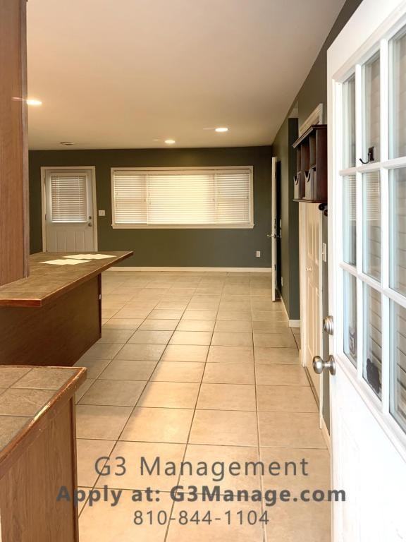 6304 Stephen - Photo 3 of 21