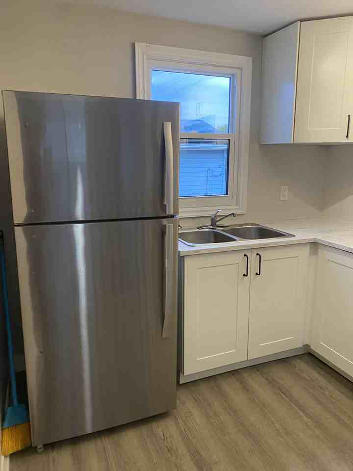 42 Vine Street South #2 - Photo 2 of 19