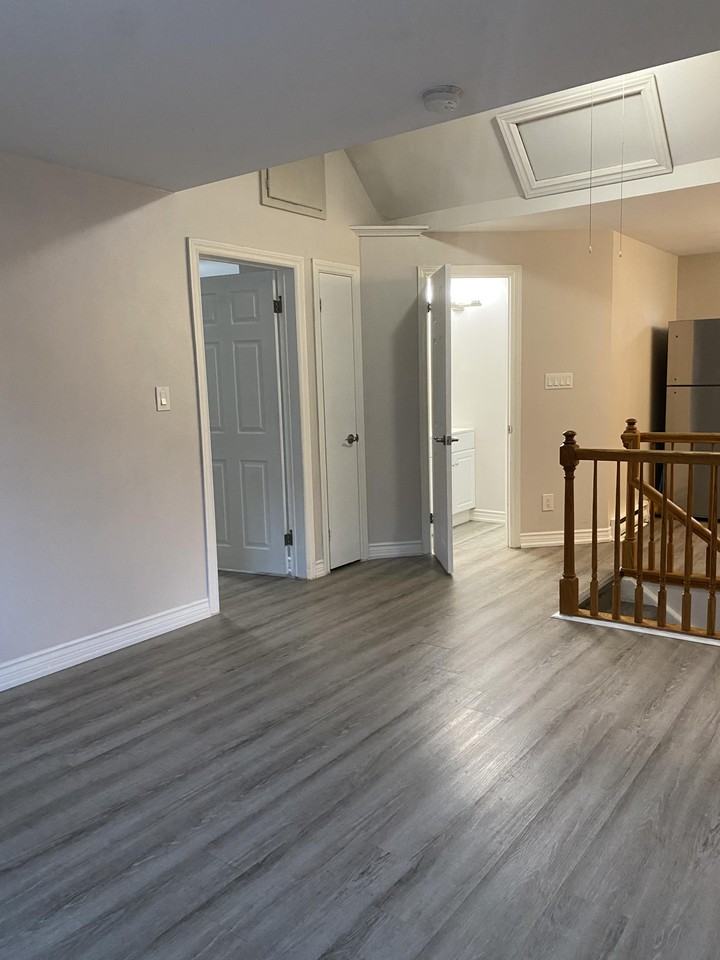 42 Vine Street South #2 - Photo 6 of 19