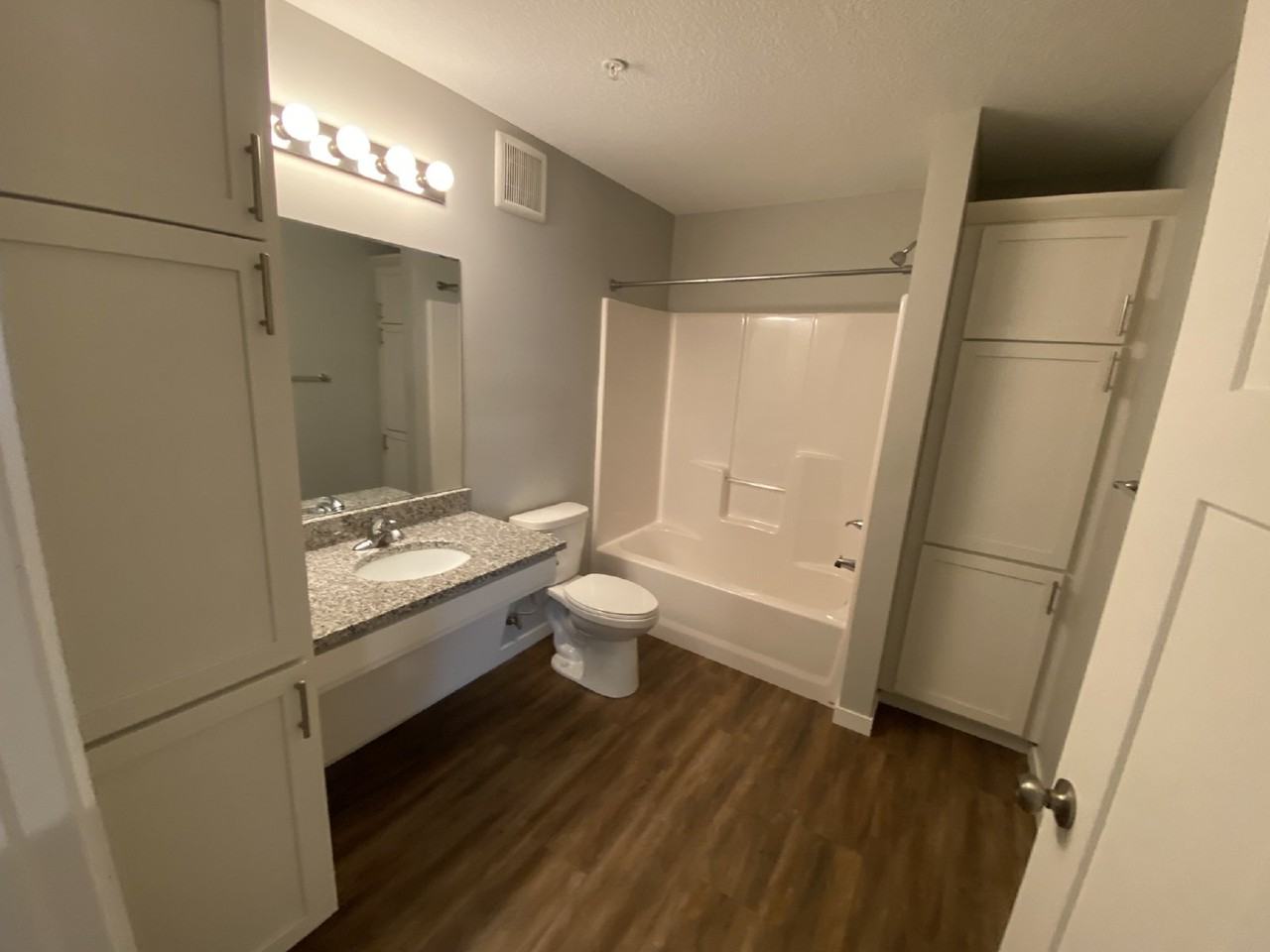 2916 30th Ave S #C - Photo 7 of 18