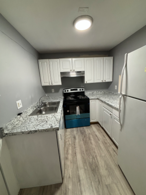 3301 Kabel Dr - Photo 3 of 14