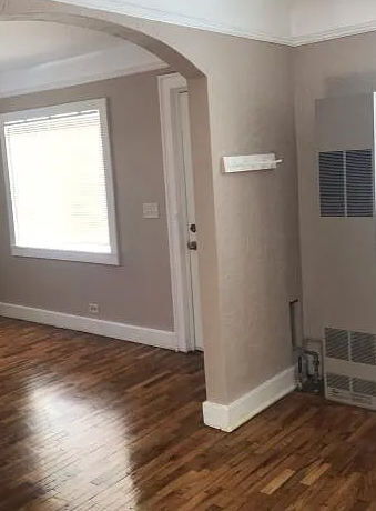 1313 Mason St Ne - Photo 2 of 4