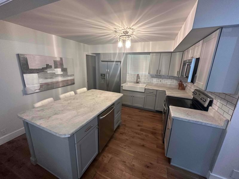 688 Frankfort Dr - Photo 2 of 9