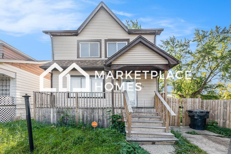 11578 Whithorn St - Photo 3 of 16