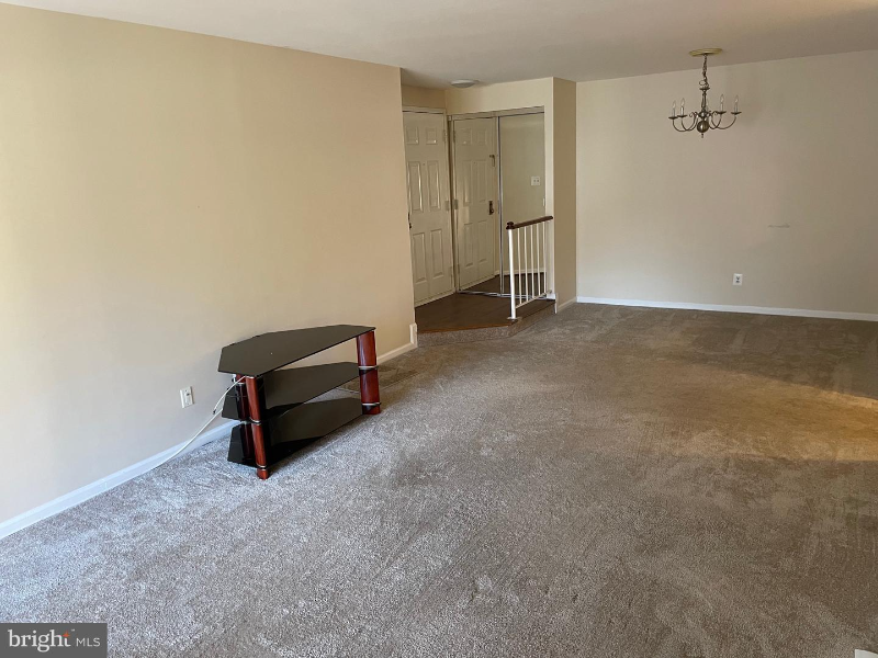 5800 Cove Landing Rd #204 - Photo 3 of 13
