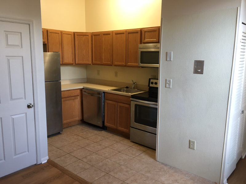 15 E Read St #4B - Photo 6 of 15