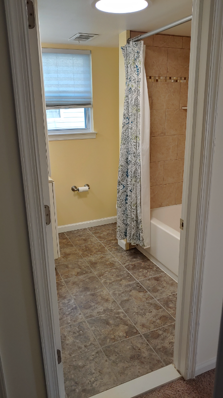 403 Corinthian Ave - Photo 2 of 15