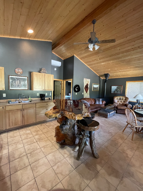 53 S Hills Rd - Photo 2 of 20