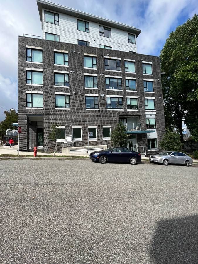 Odd Fellows Manor Apartments Lincoln St & Kingsway, Vancouver, BC V5R