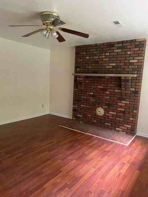 1074 Dulin Dr - Photo 2 of 20