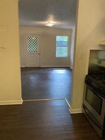 119 Kate Court - Photo 2 of 10