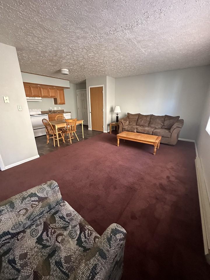 888 Wayne Ave #6 - Photo 4 of 14
