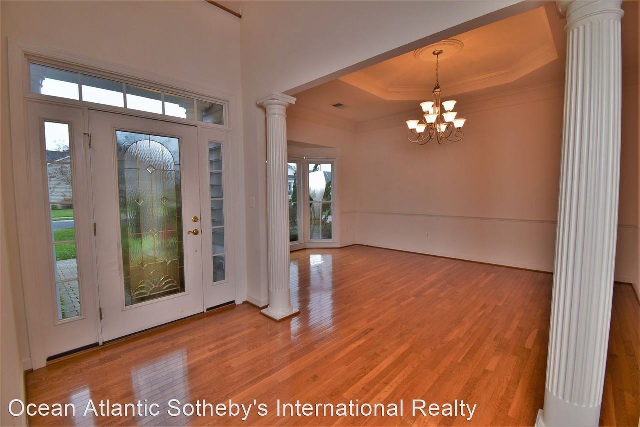 30903 Fresh Pond Dr - Photo 2 of 18