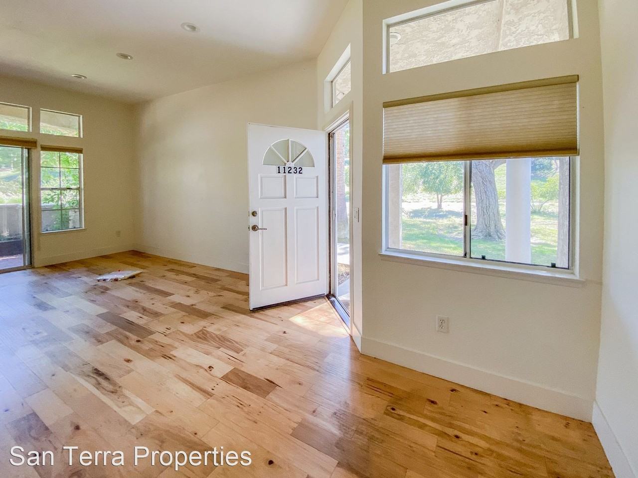 11232 Portobelo Dr - Photo 3 of 22