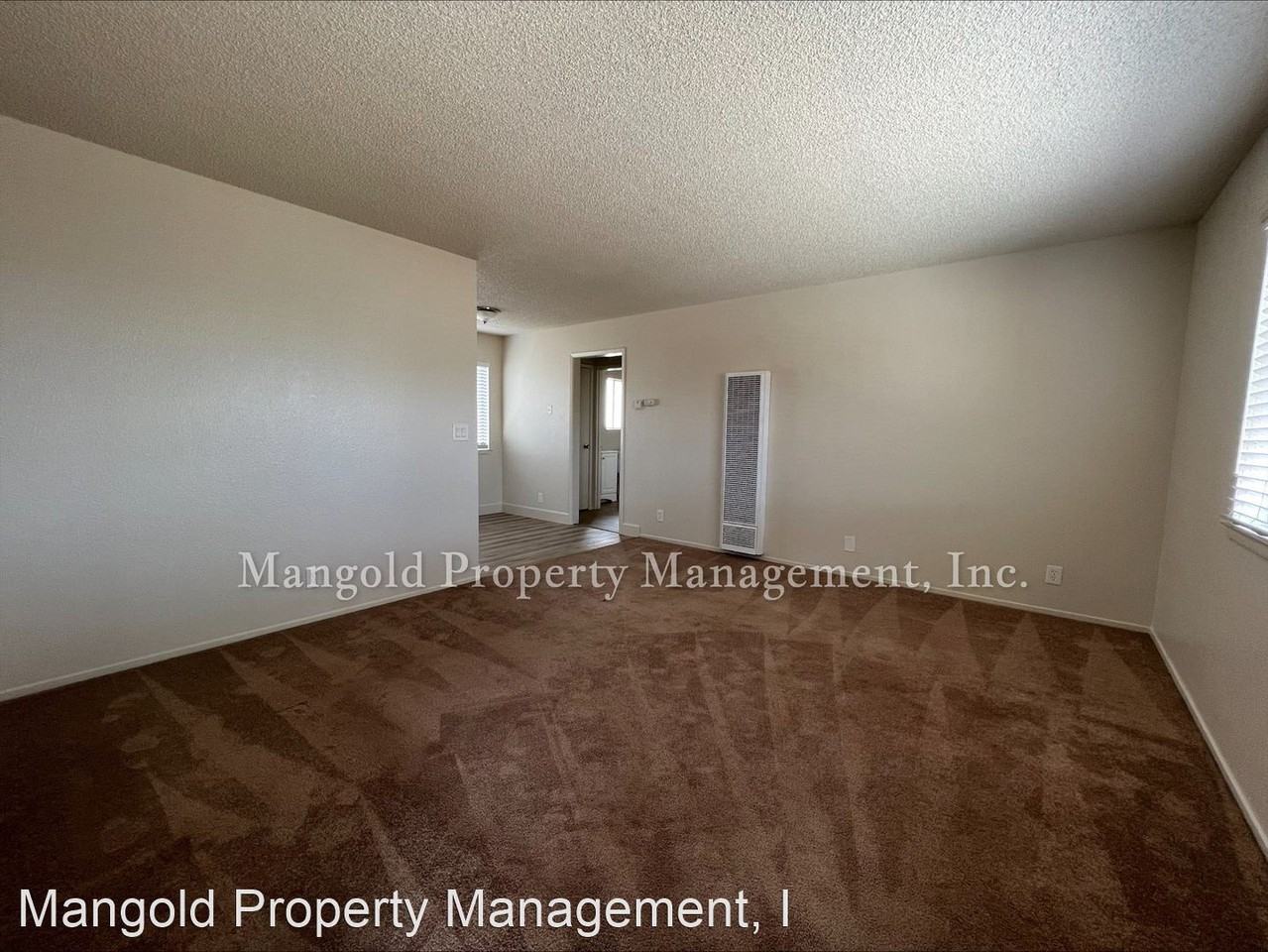 985 - 989 Acosta Plaza St - Photo 3 of 8