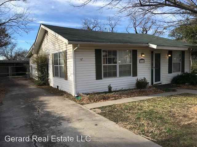 2118 Swenson St - Photo 2 of 20