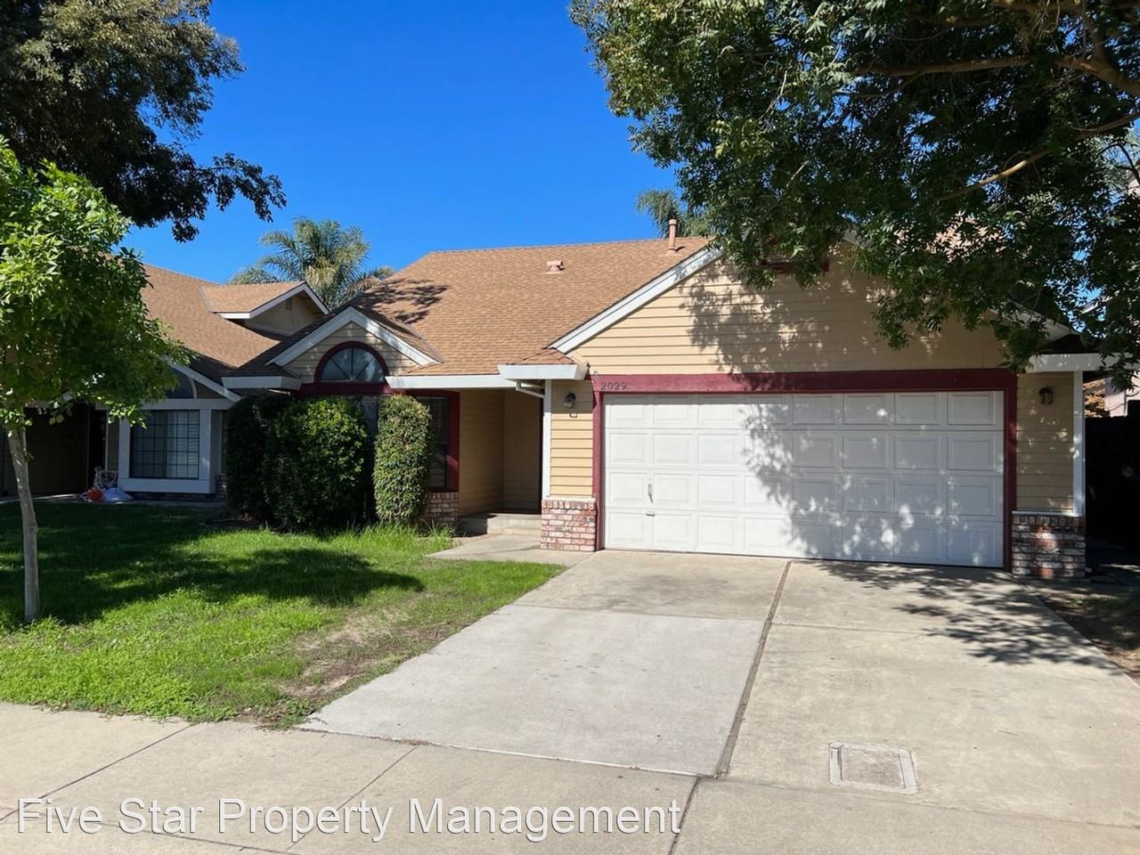 2029 Elwin Way - Photo 2 of 35