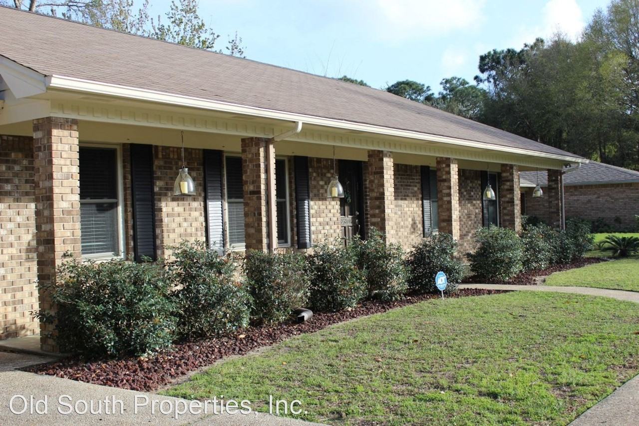 7430 Baywoods Ln - Photo 2 of 29