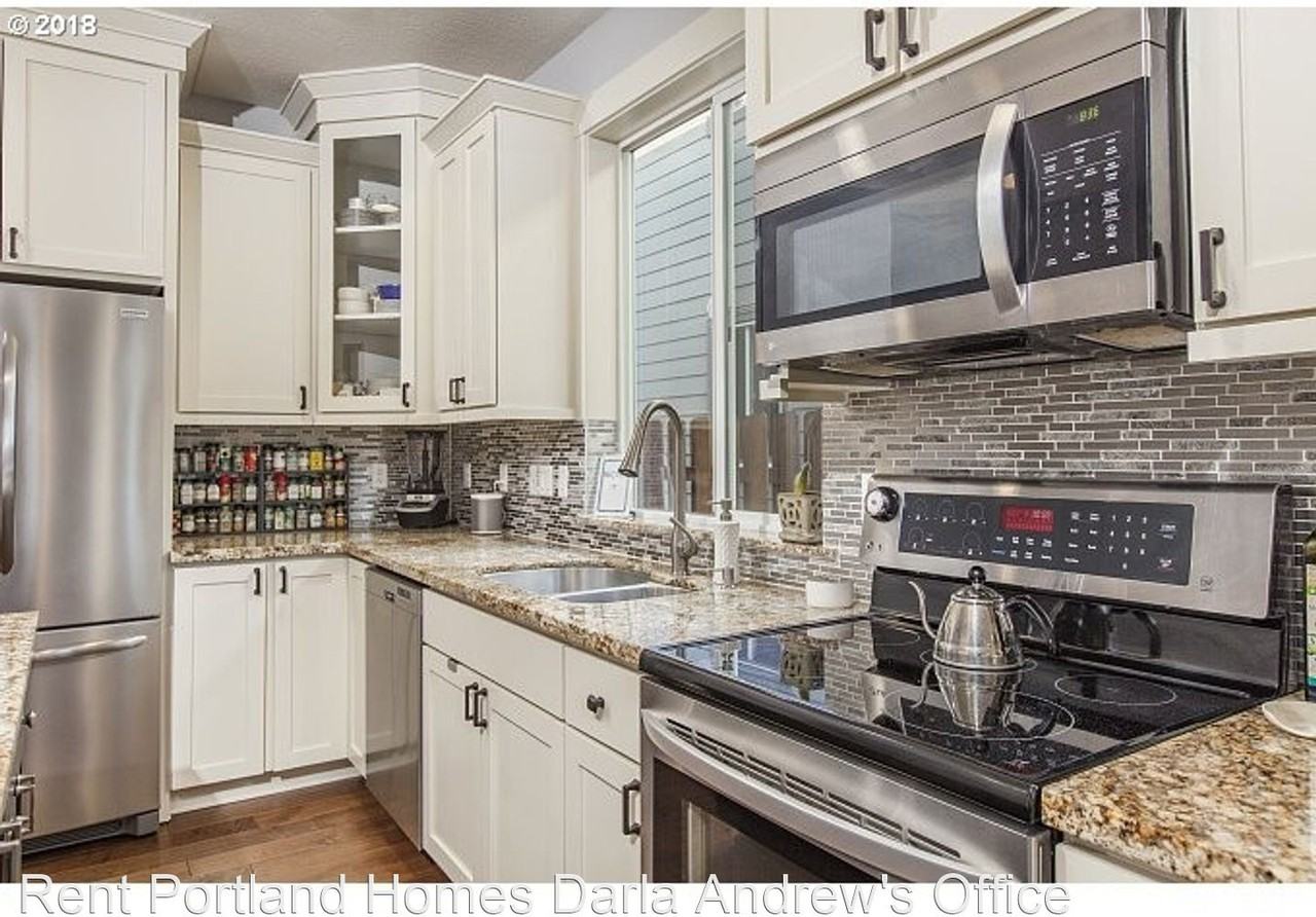 4206 Ne 81st Ave - Photo 3 of 37