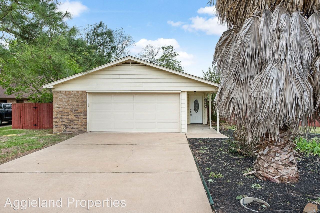 2705 Echo Glen Cir - Photo 2 of 13