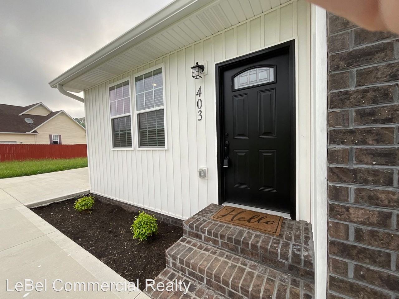 403 Sunrise Ridge Dr - Photo 2 of 28