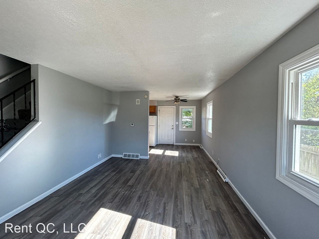 2727-2733 Magnolia Drive - Photo 2 of 8