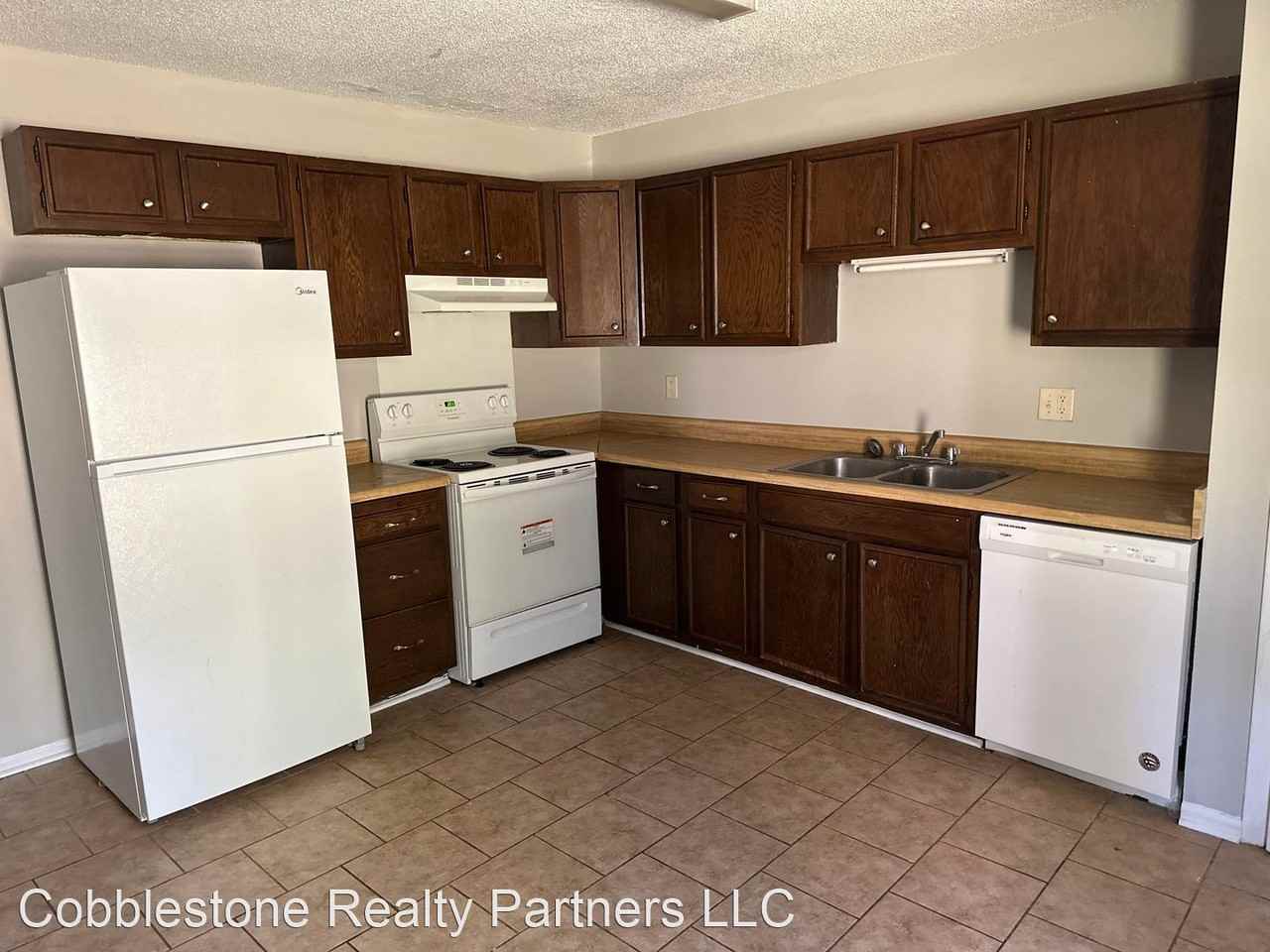 321 Station Crossing Drive Apartments 321 Station Crossing Dr, Albany